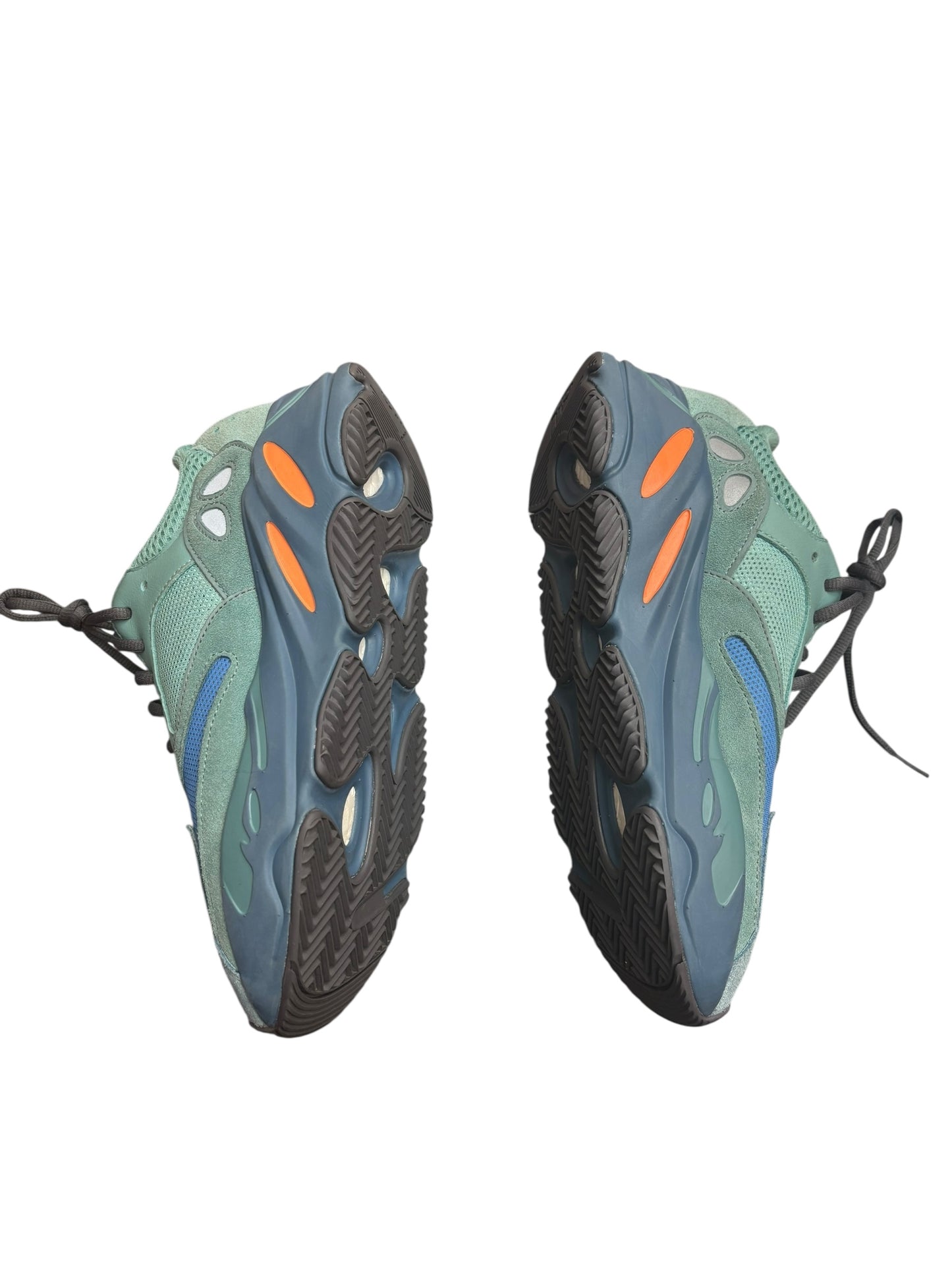 adidas Yeezy Boost 700 Faded Azure - Used / rep box