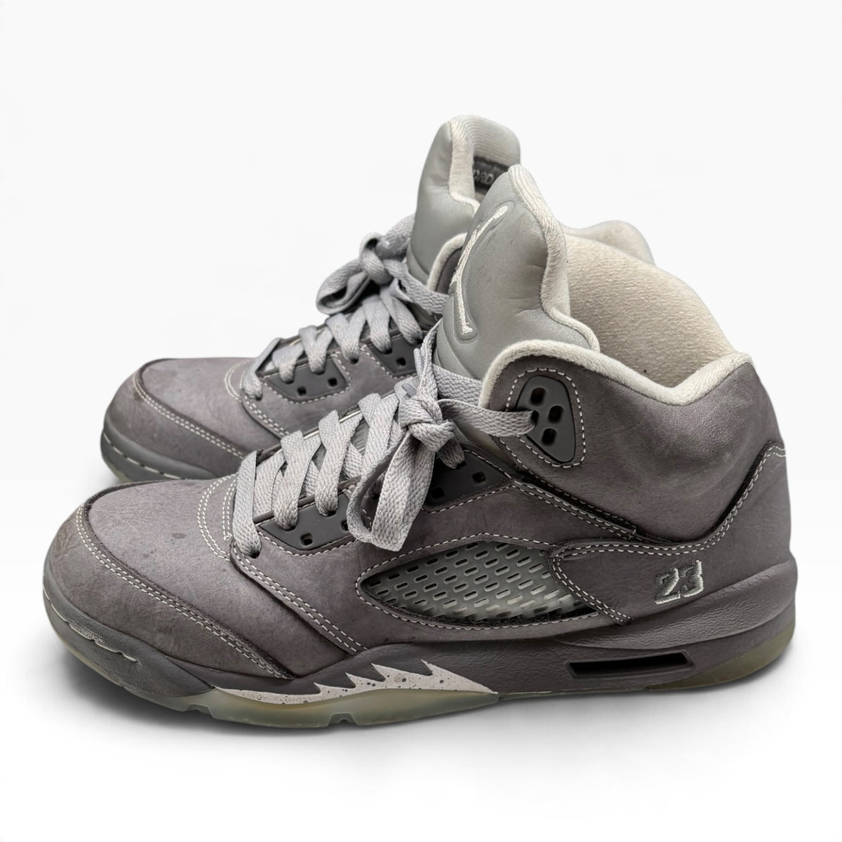 Jordan 5 Retro Wolf Grey (2026) (GS) used size 7y