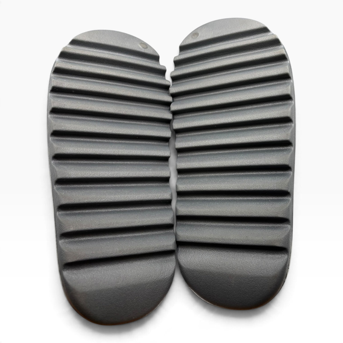 adidas Yeezy Slide Slate Grey used size 12