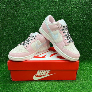 Nike Dunk Pink Foam Size 8