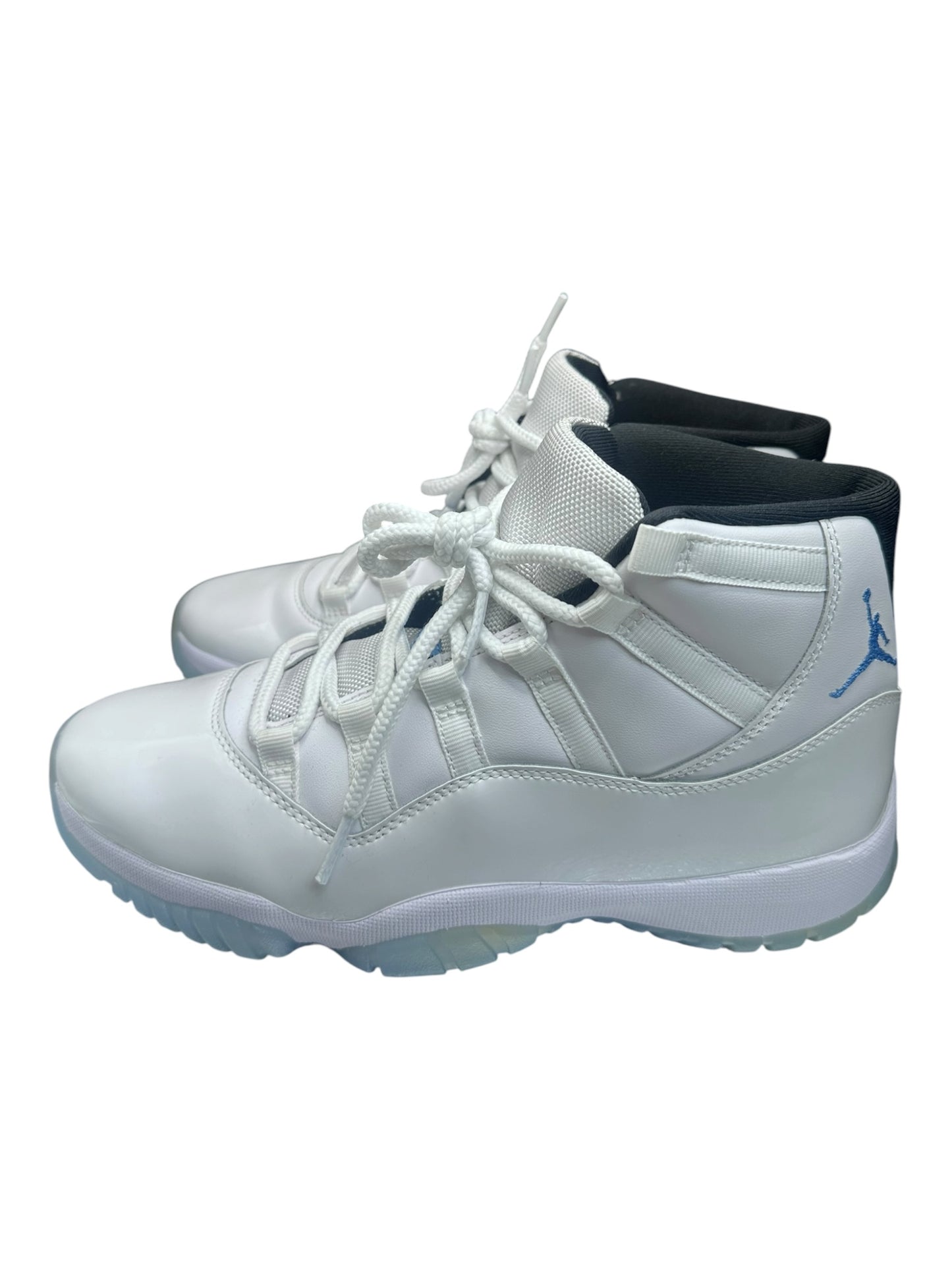 Jordan 11 Retro Legend Blue (2024) size 8 - Used/Worn