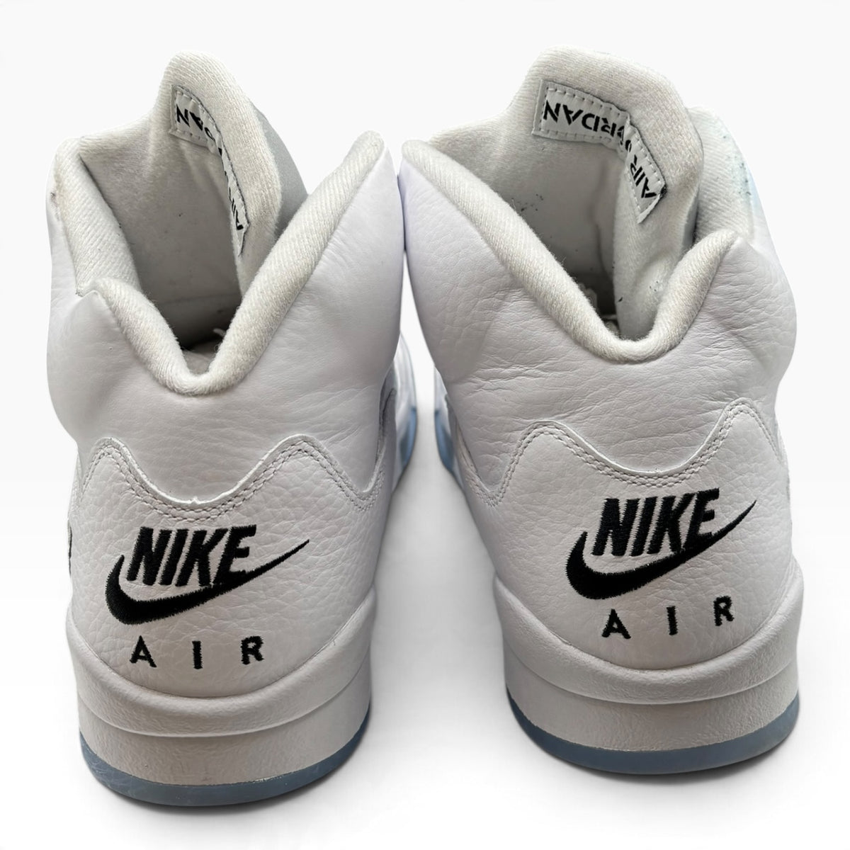 Jordan 5 Retro White Metallic (2026)