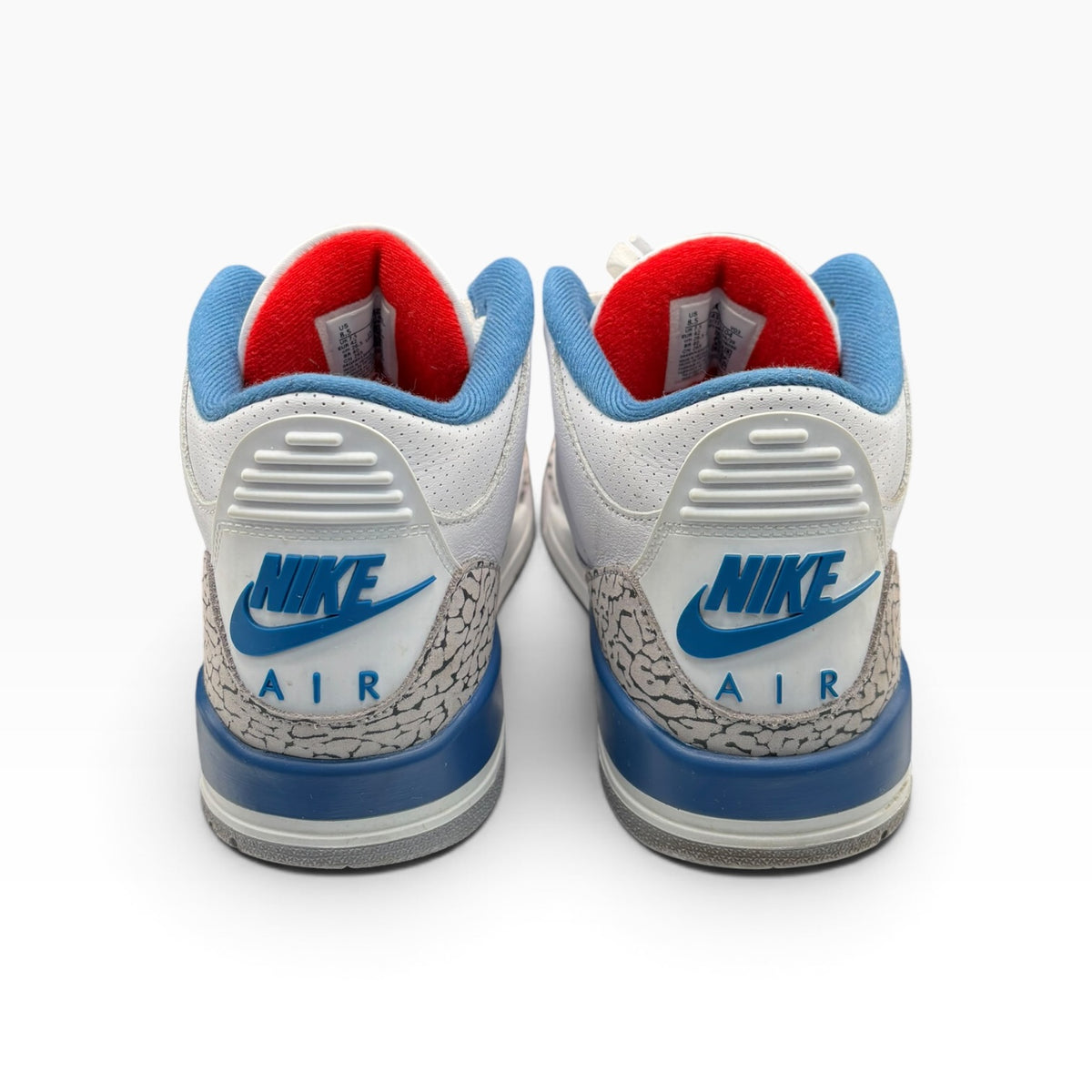 Jordan 3 Retro True Blue (2026) used size 8.5
