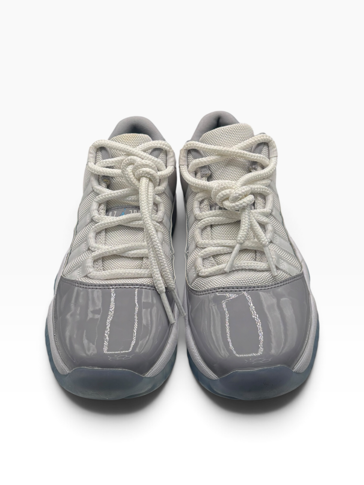 Jordan 11 Retro Low Cement Grey
