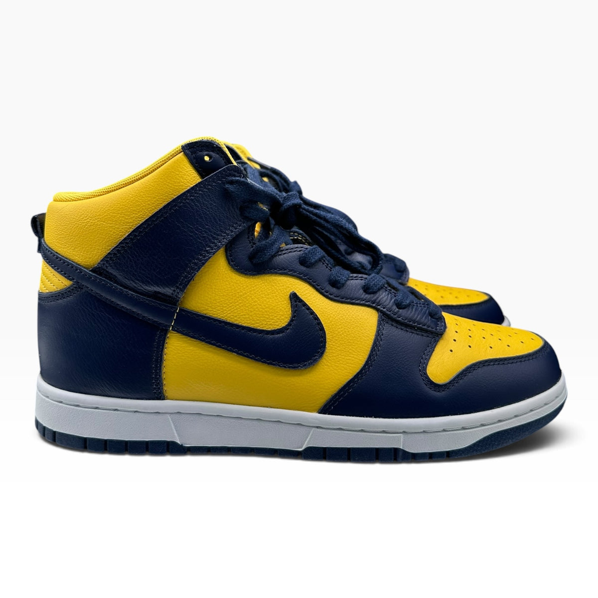 Nike Dunk High Michigan (2025) used Size 10