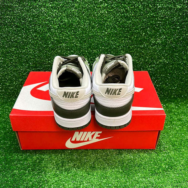 Nike Dunk Oil Green Size 8