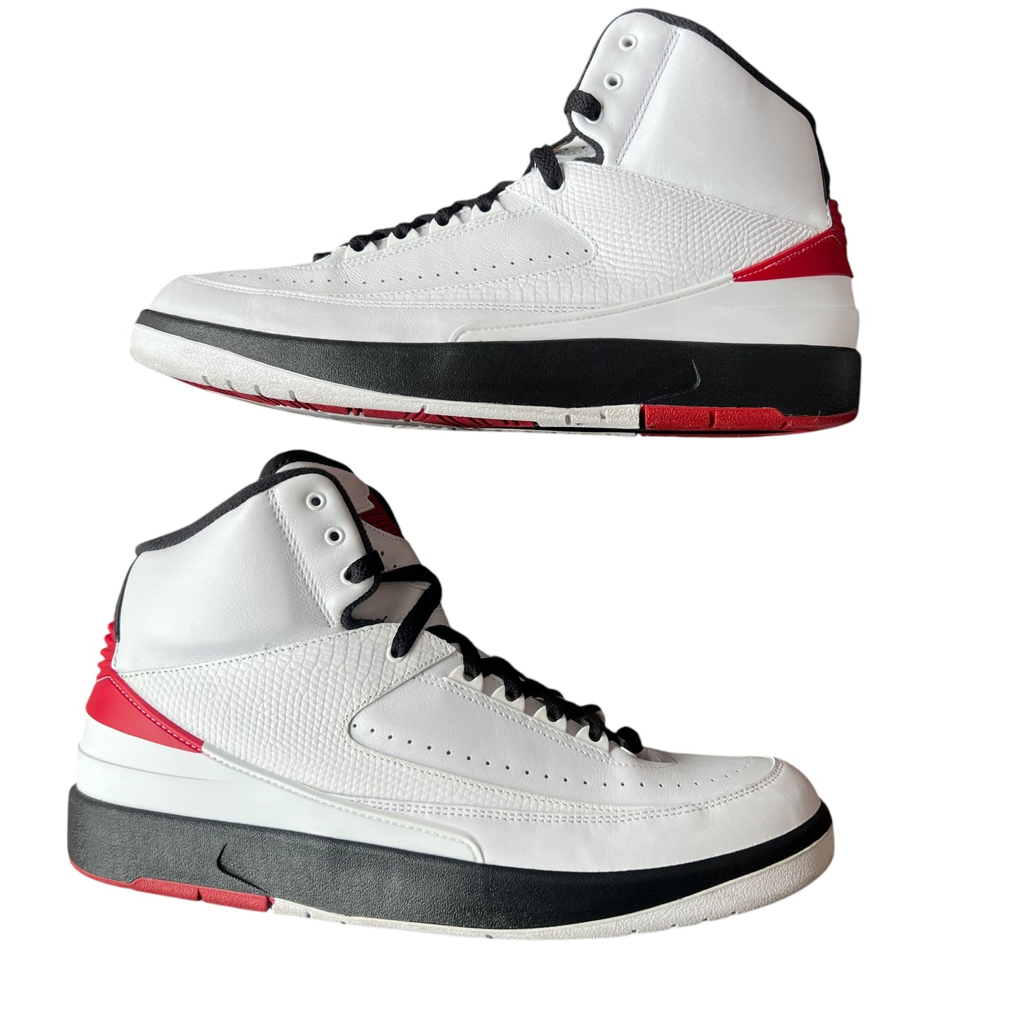 Jordan 2 Retro OG Chicago (2022) - Used/Worn