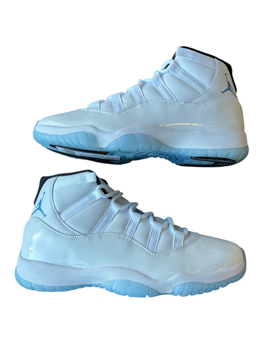 Jordan 11 Retro Legend Blue (2024) - Like New