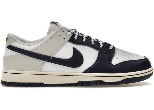 Nike Dunk Low New York Yankees - Like New