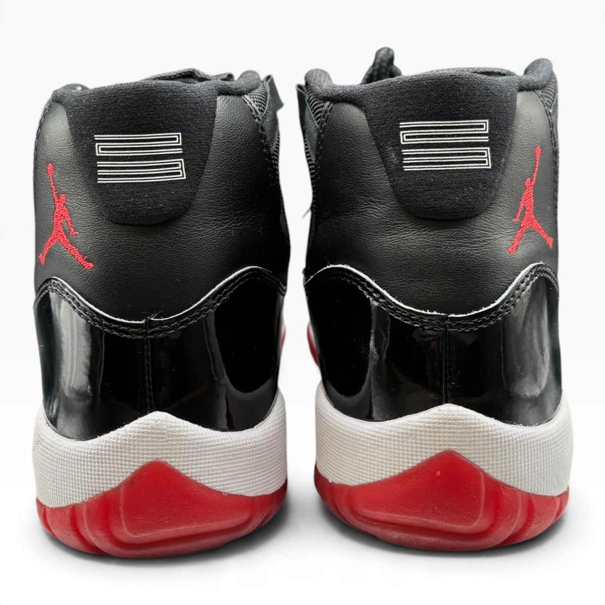 Jordan 11 Retro Playoffs Bred (2019)