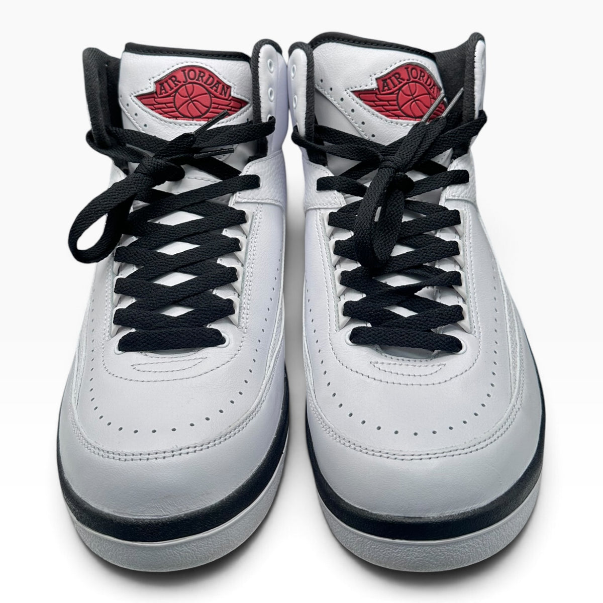 Used Jordan 2 Retro OG Chicago (2022)